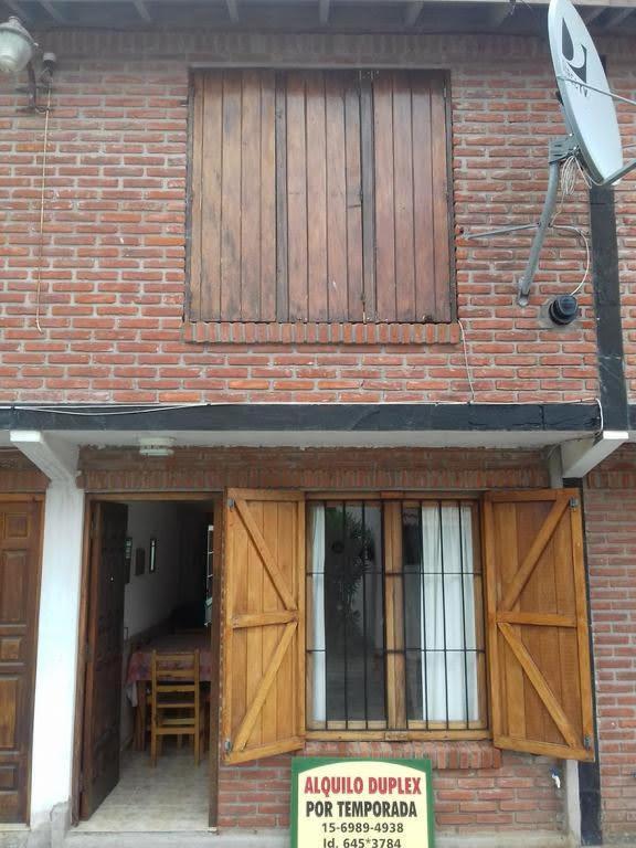 Duplex Cerca Del Mar En Лас Тонинас Екстериор снимка